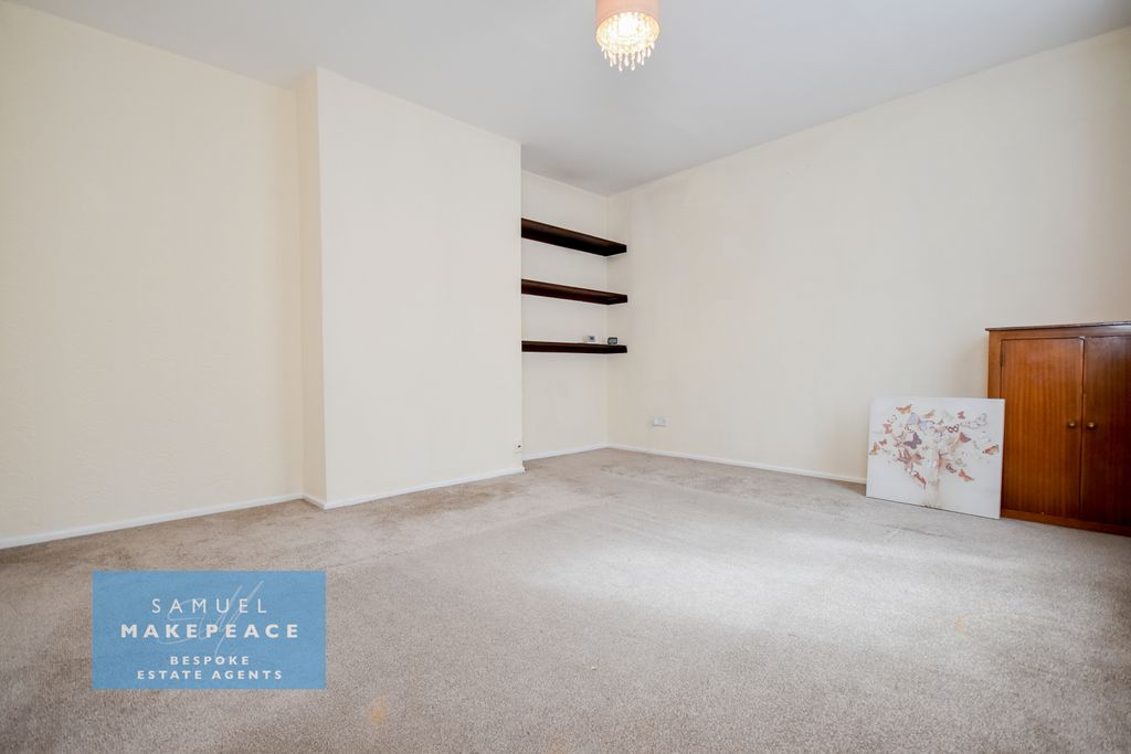 Property photo 3 of 16 Gallery