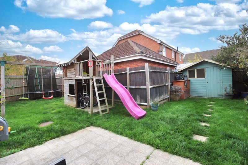 Property photo 2 of 14 Garden