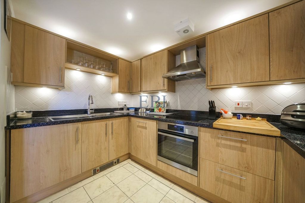 Property photo 3 of 15 Picture No. 03