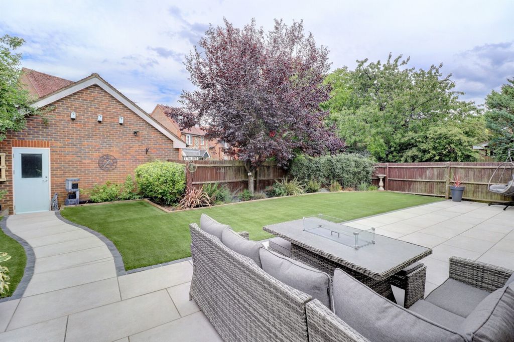 Property photo 2 of 17 Picture No. 09