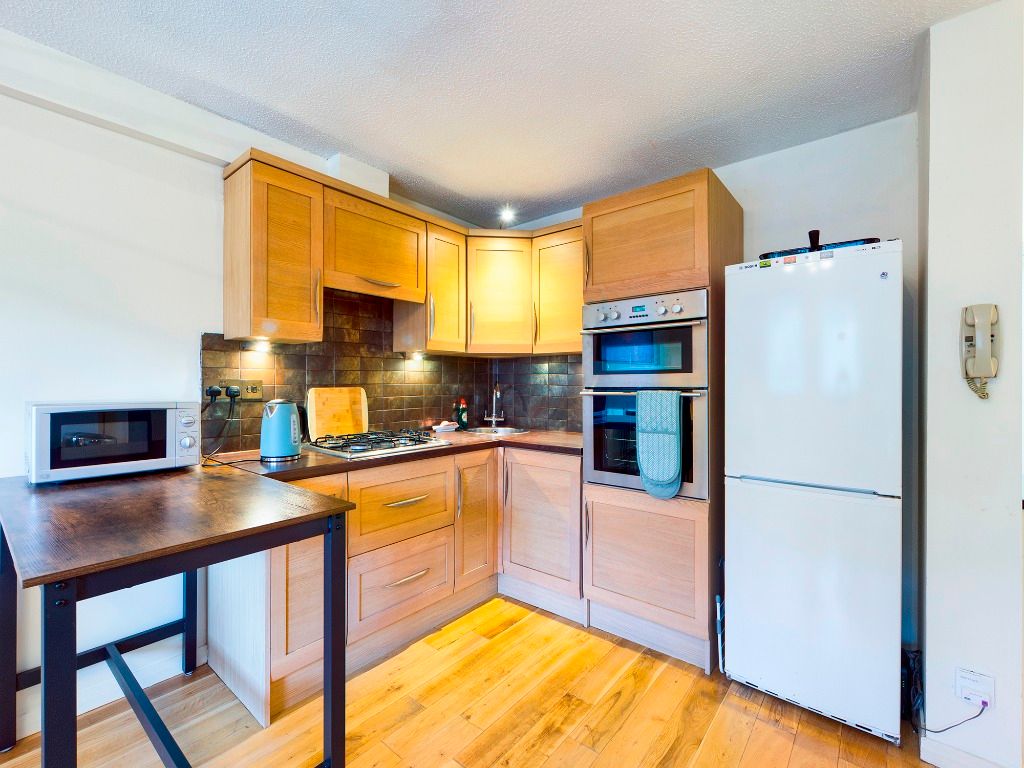 Property photo 3 of 9
