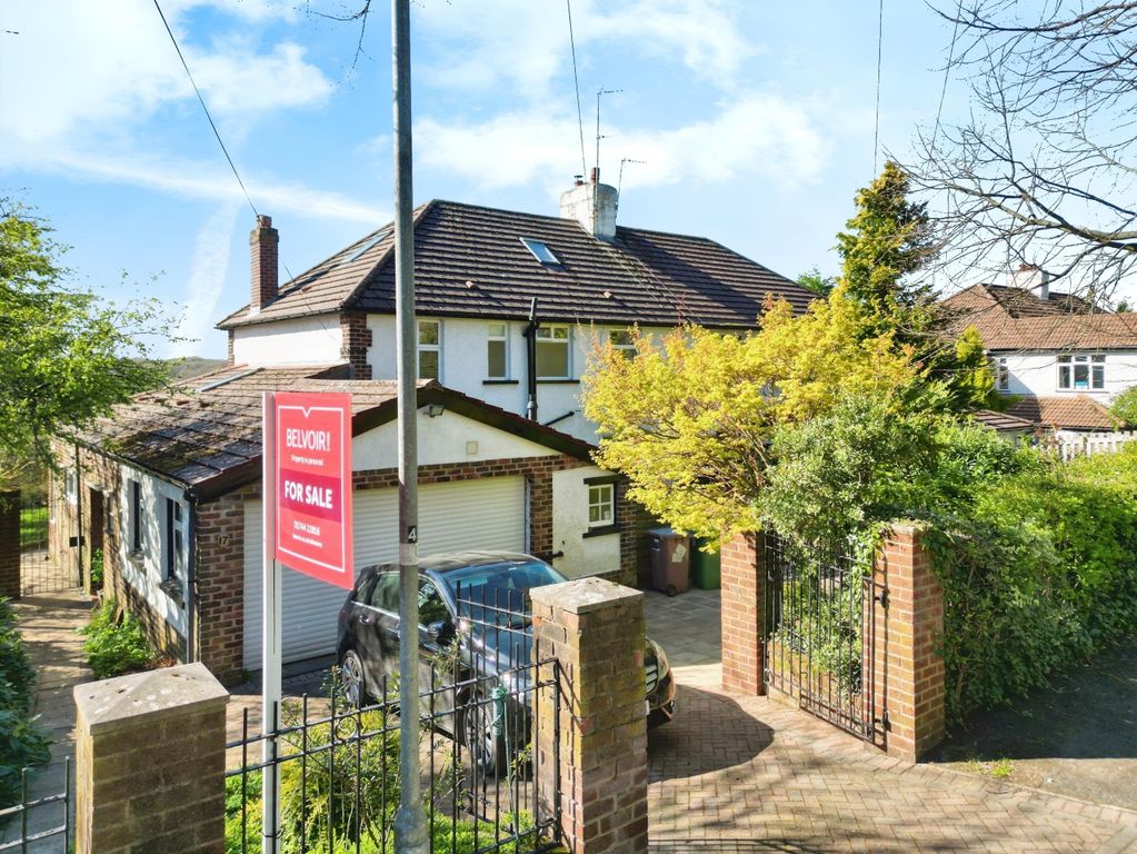 Property photo 2 of 67