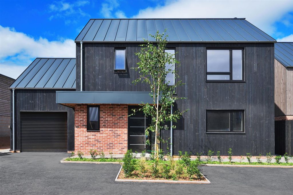 Property photo 1 of 3 Plot 8 Pool Yard Woonton (1).Jpg