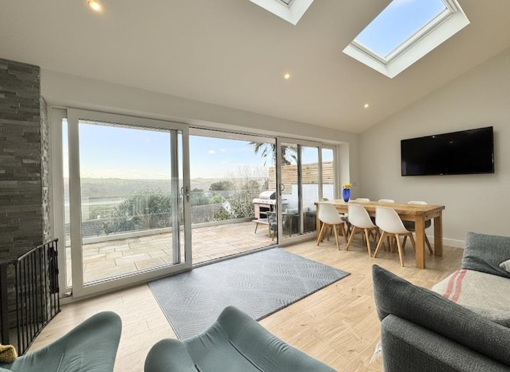 Property photo 2 of 25 Snug/Diner