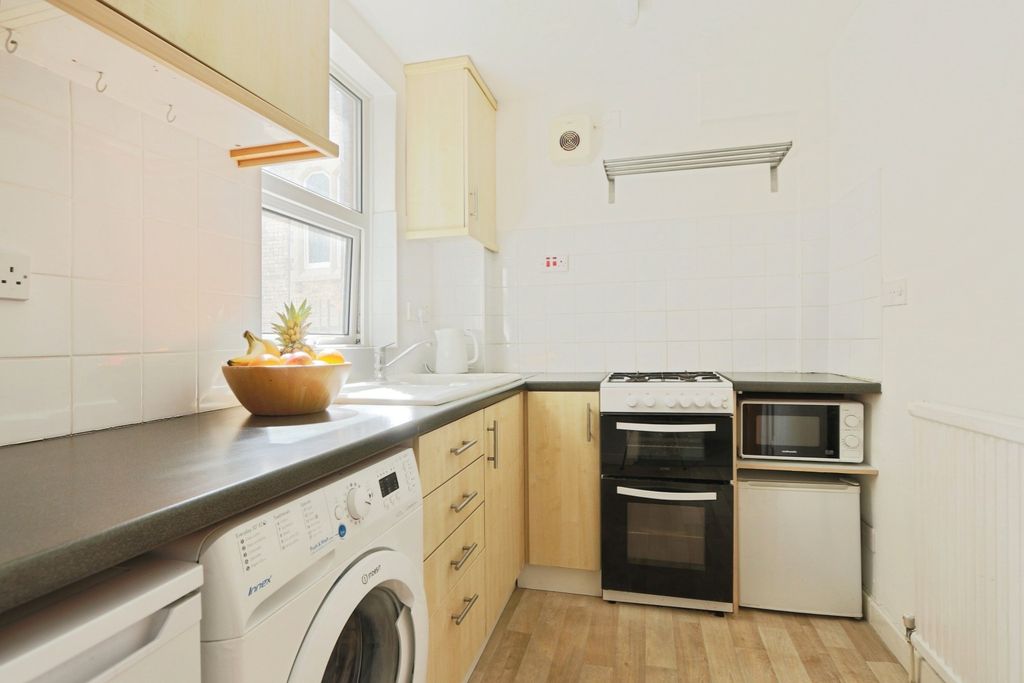 Property photo 3 of 8 4127127