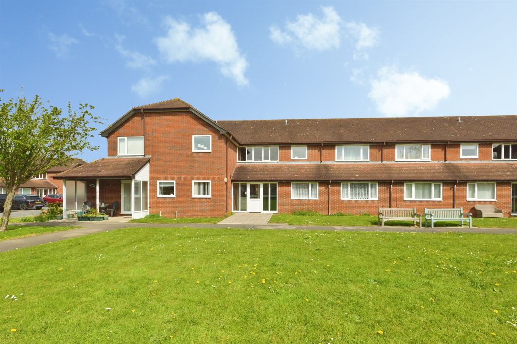 Property photo 1 of 14