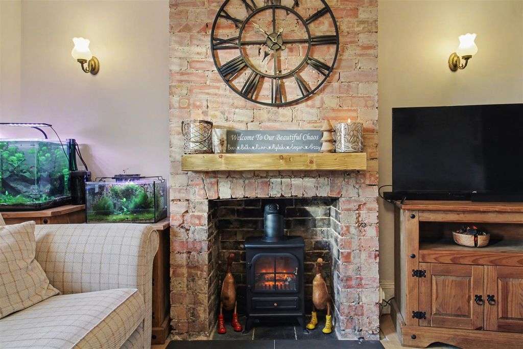 Property photo 3 of 23 Feature Fire Place