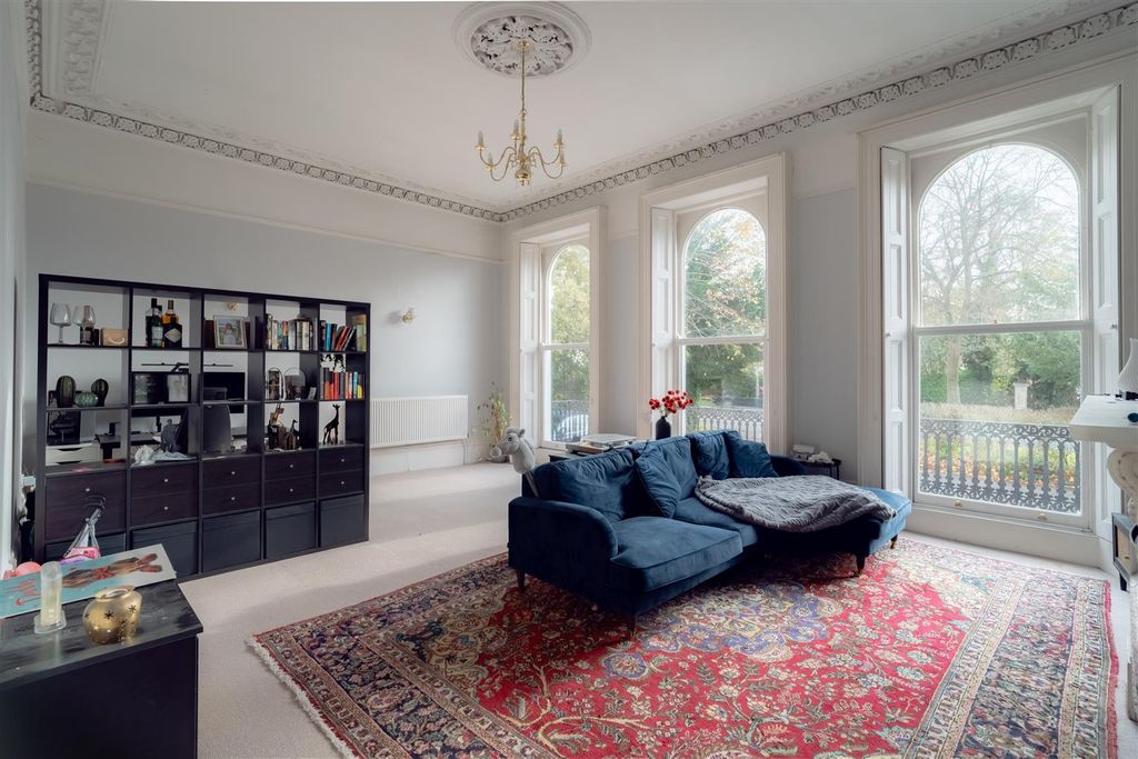 Property photo 2 of 11 Dsc05935-Hdr.Jpg