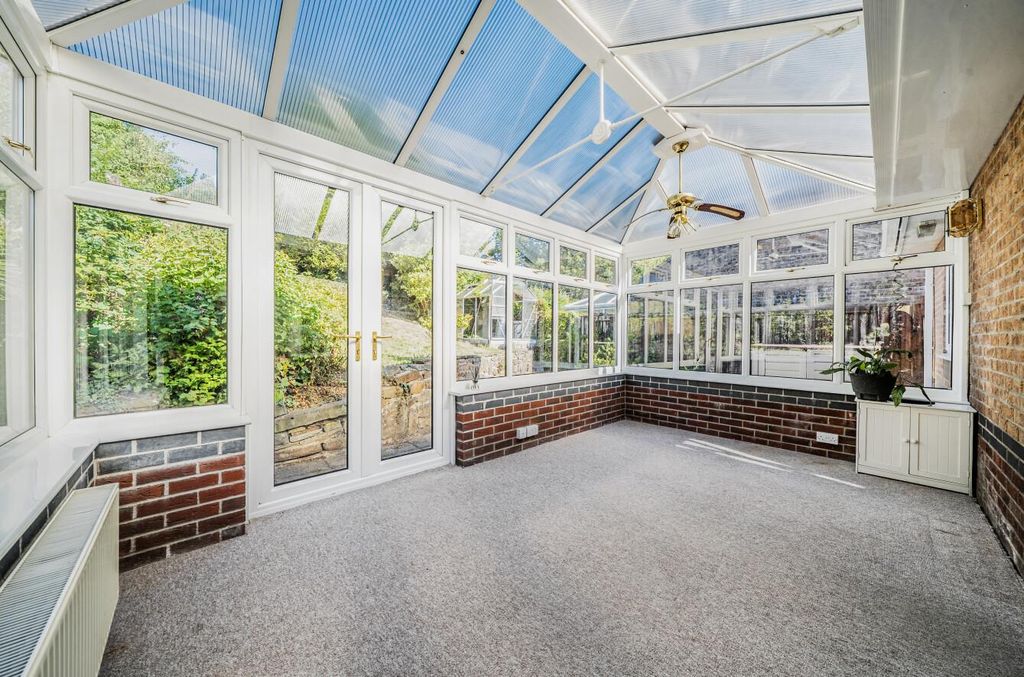 Property photo 2 of 23 Conservatory