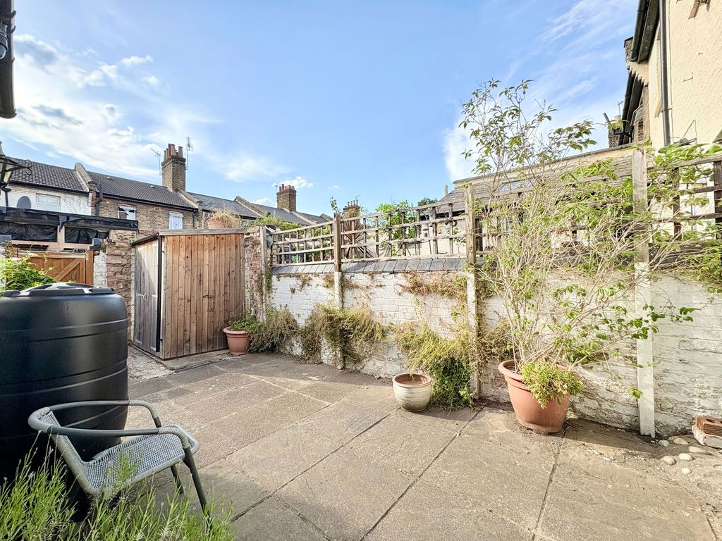 Property photo 3 of 14
