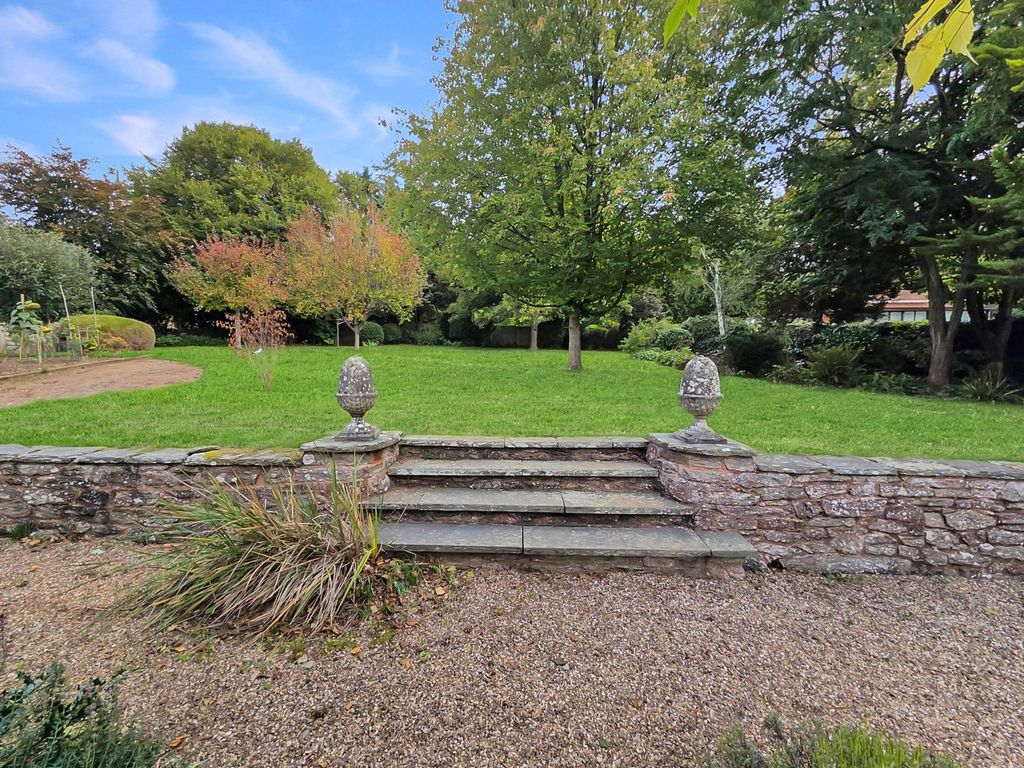 Property photo 3 of 27 Picture No. 03