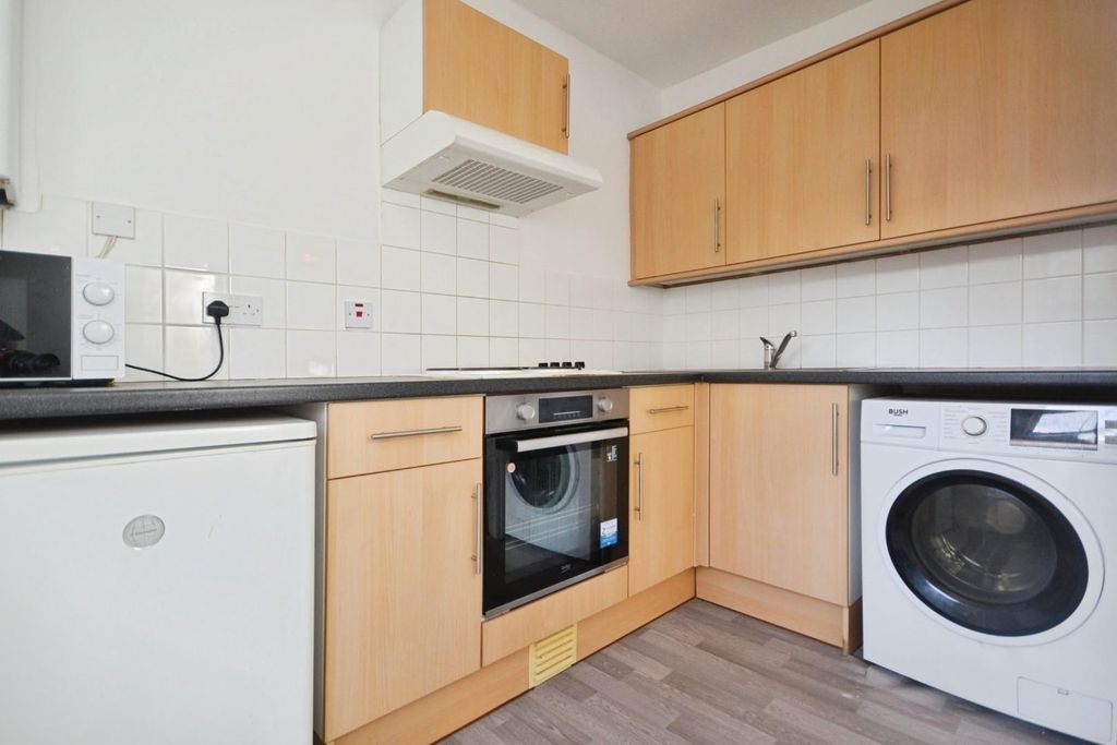 Property photo 2 of 7 A2c836E3-Dsc_0012.Jpg