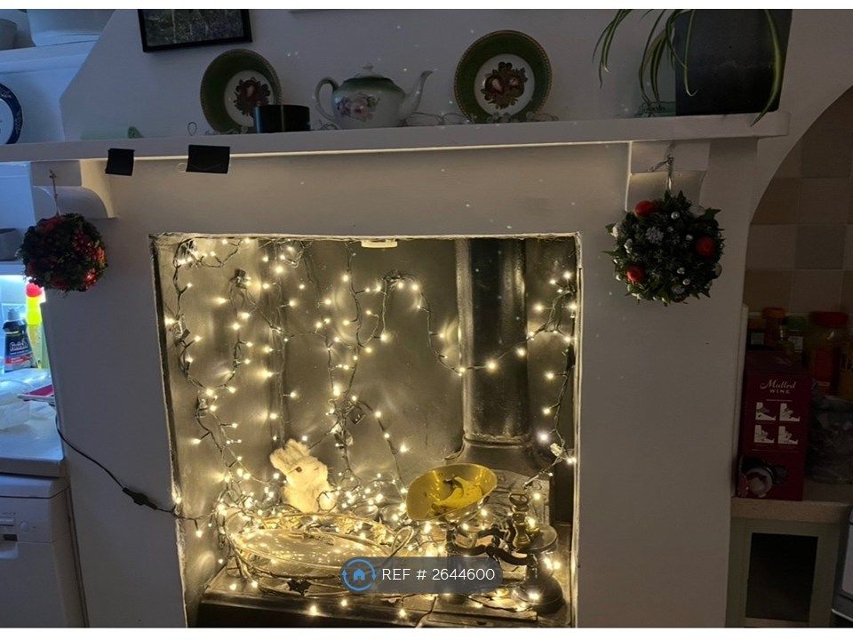 Property photo 2 of 26