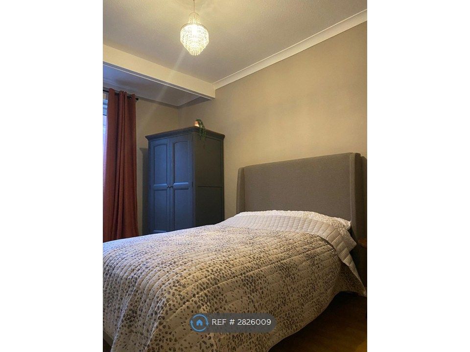 Property photo 2 of 29