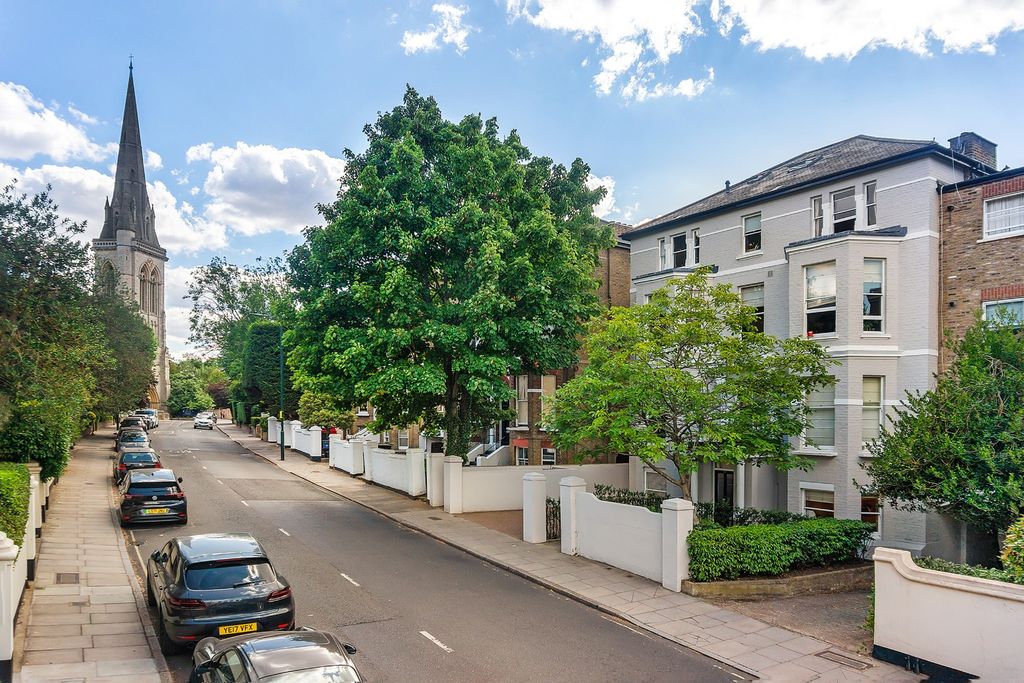 Property photo 1 of 9 4492041