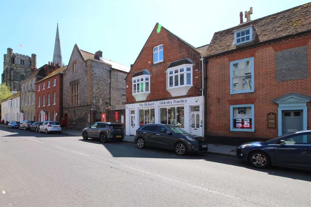 Property photo 1 of 4 (Main)