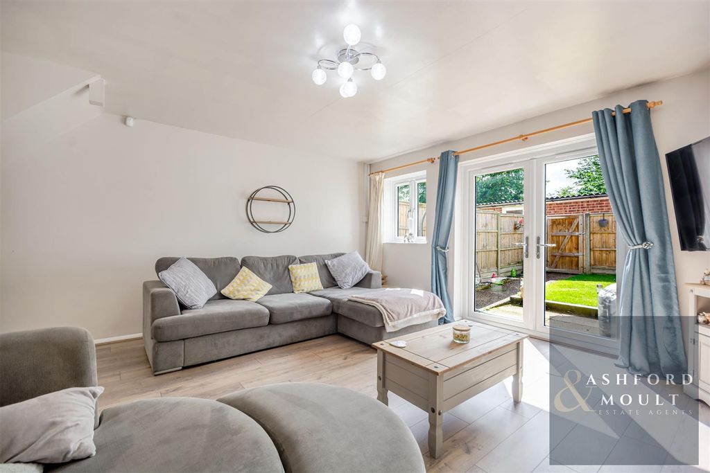 Property photo 3 of 26 Ashford-2.Jpg