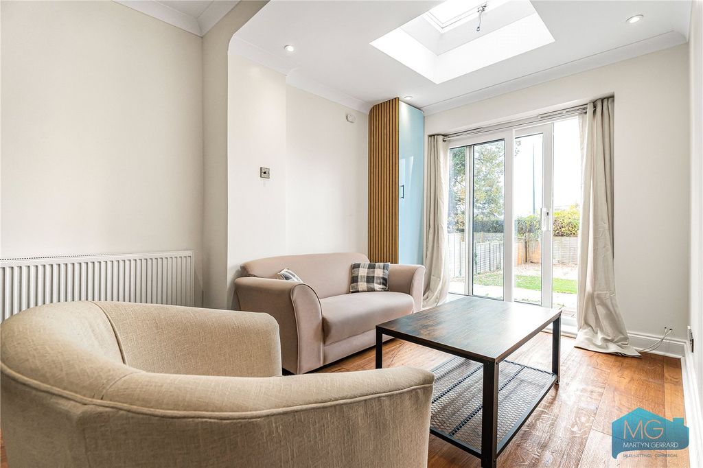 Property photo 3 of 15 Picture No. 22