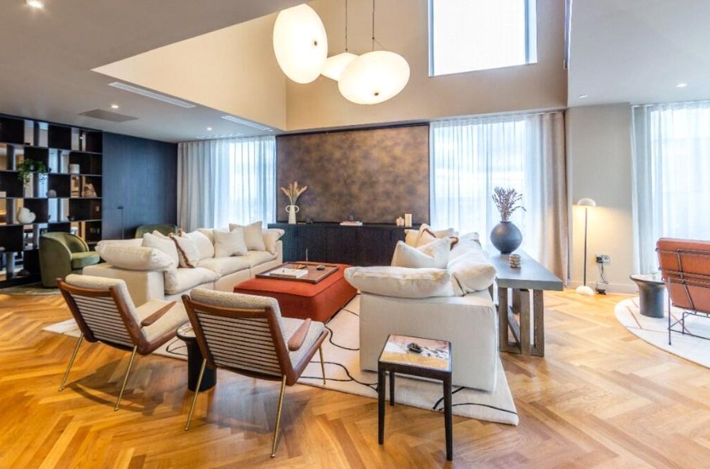 Property photo 2 of 12 Picture No. 03