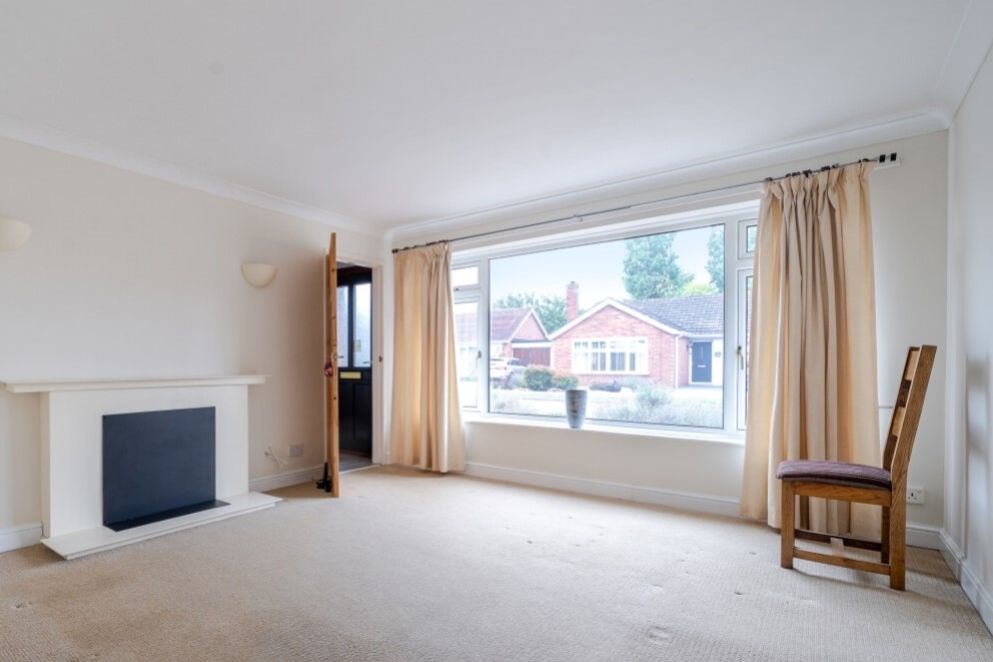 Property photo 2 of 17 Lrg_1343761-11-68A860580c338