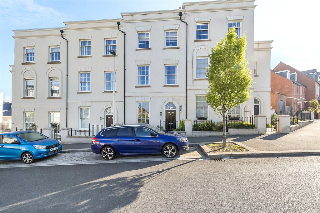 Property photo 1 of 23 Picture No. 02