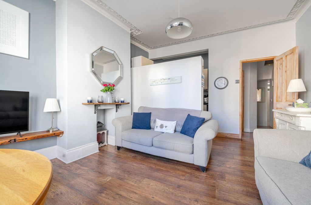 Property photo 3 of 15 1524193-2-1A0d99c...
