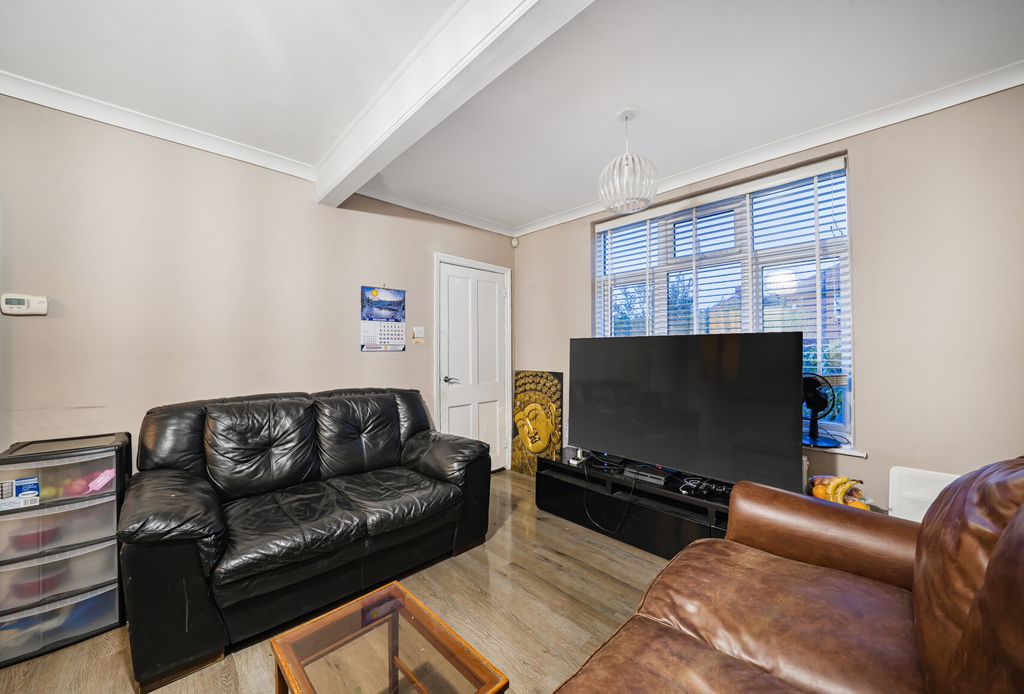 Property photo 2 of 21 1394219-21-69496F...