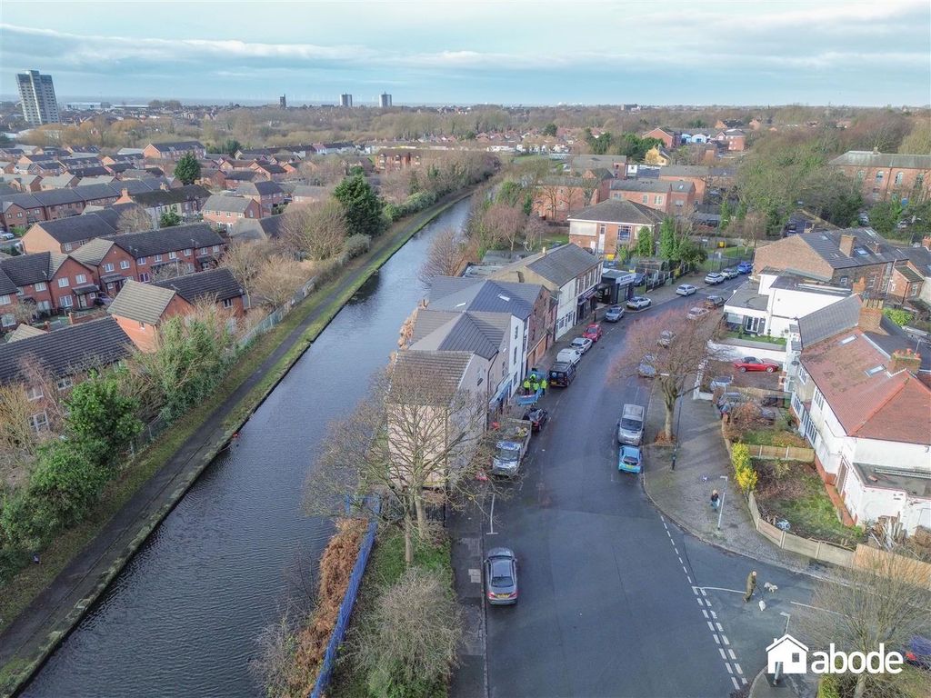 Property photo 3 of 11 c.Jpg