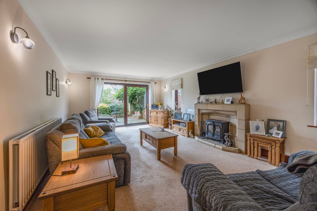 Additional image 4 of 5 bed detached house for saleElmhirst Road, Horncastle LN9