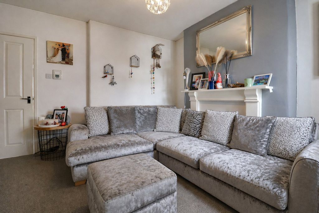 Property photo 3 of 11 Picture No. 22
