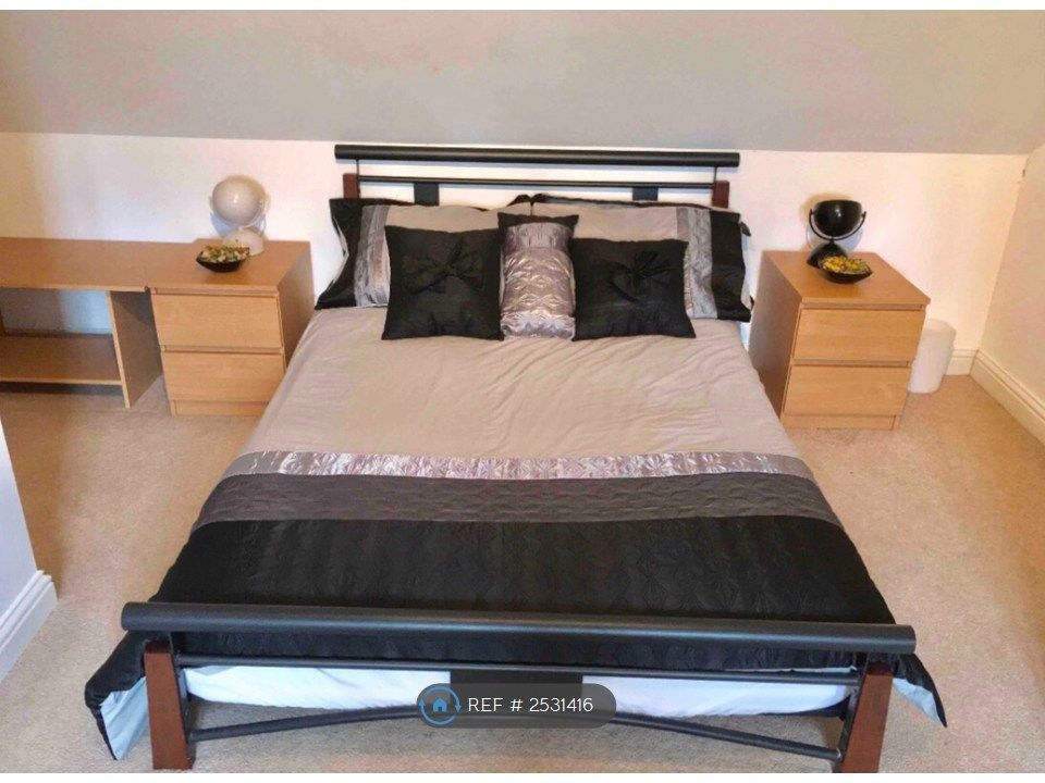 Property photo 1 of 27