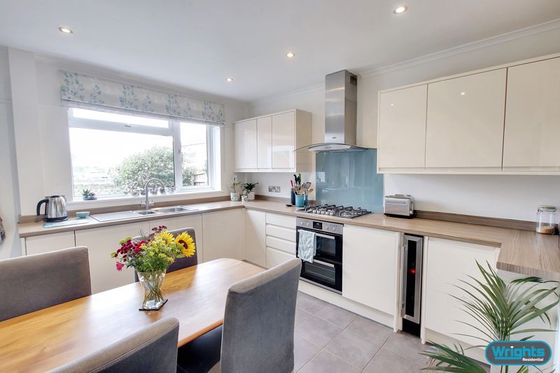 Property photo 2 of 24 Photo 17