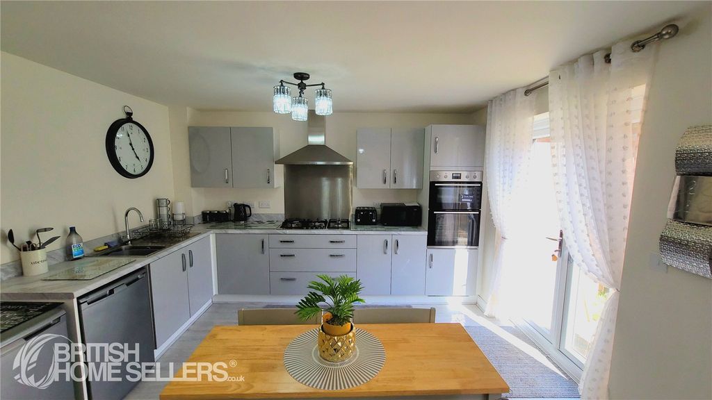 Property photo 3 of 15 Picture No. 09