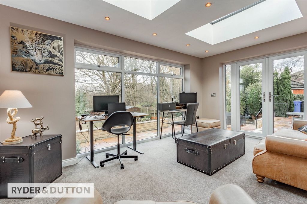 Property photo 1 of 33 Orangery