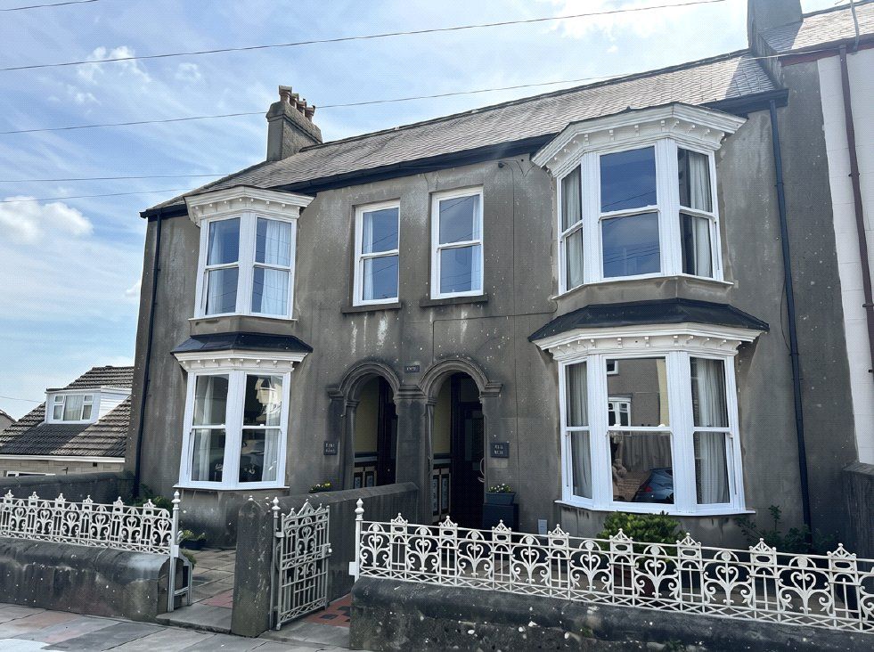 Property photo 2 of 43 Picture No. 56