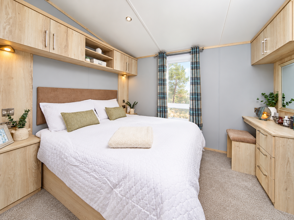 Property photo 2 of 4 Elegant Double Bedroom With Fitted Storage, Dressing Table And Neutral Decor