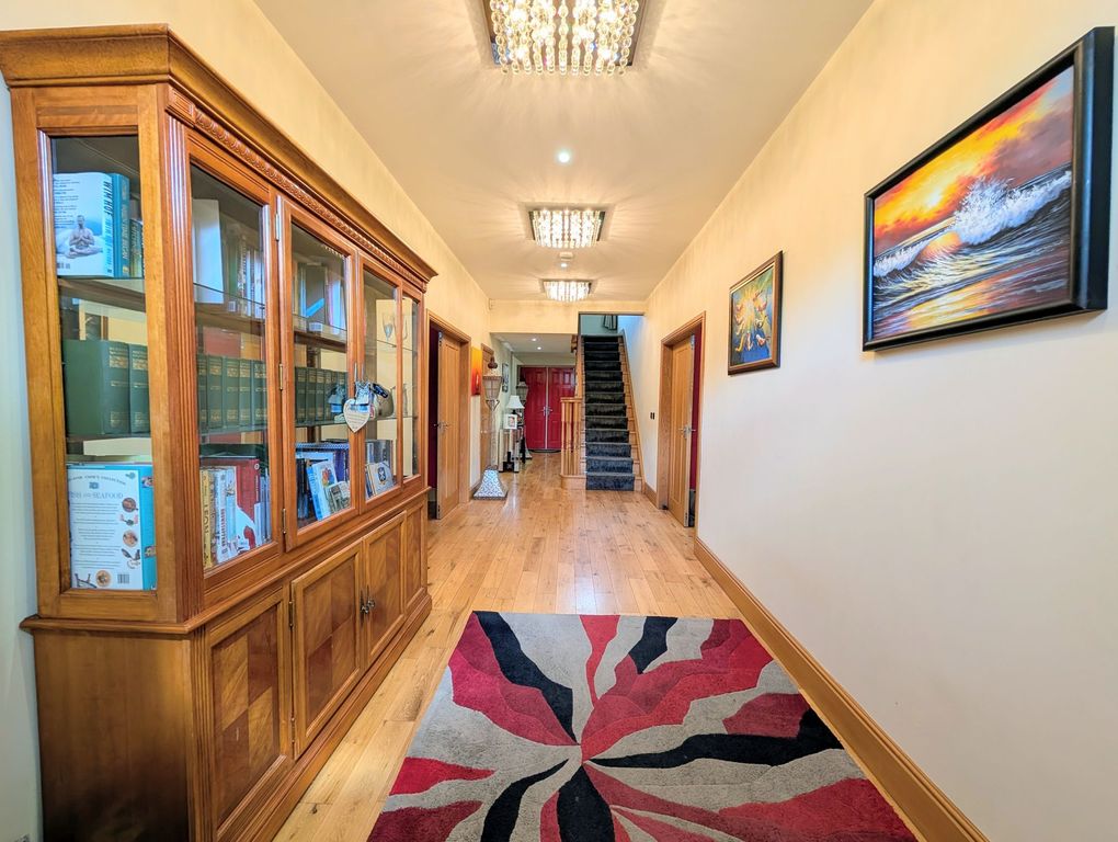 Property photo 2 of 50