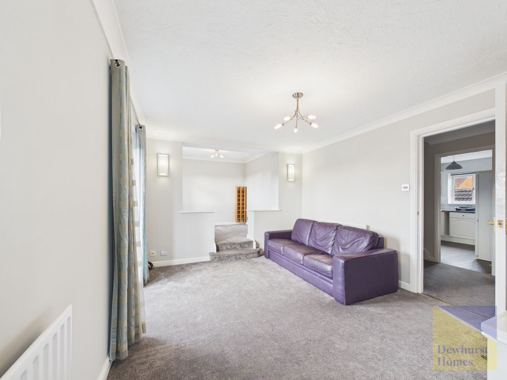 Property photo 3 of 21