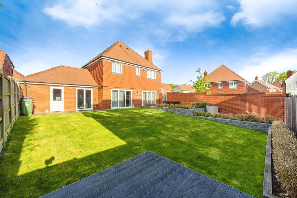 Property photo 3 of 15