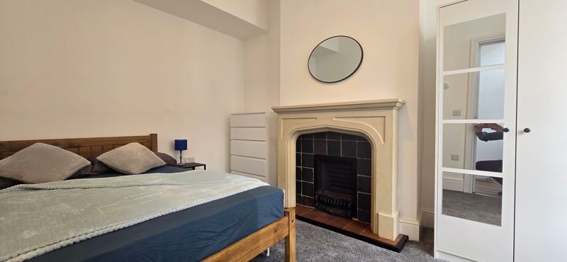 Property photo 2 of 7 Photo 3