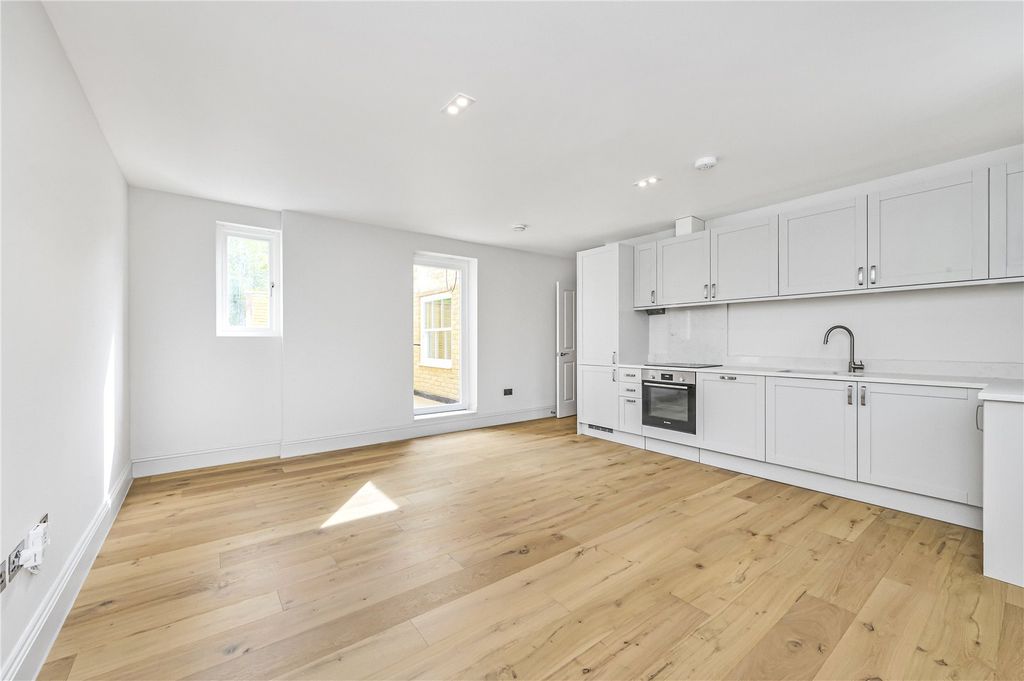 Property photo 1 of 14 Picture No. 03
