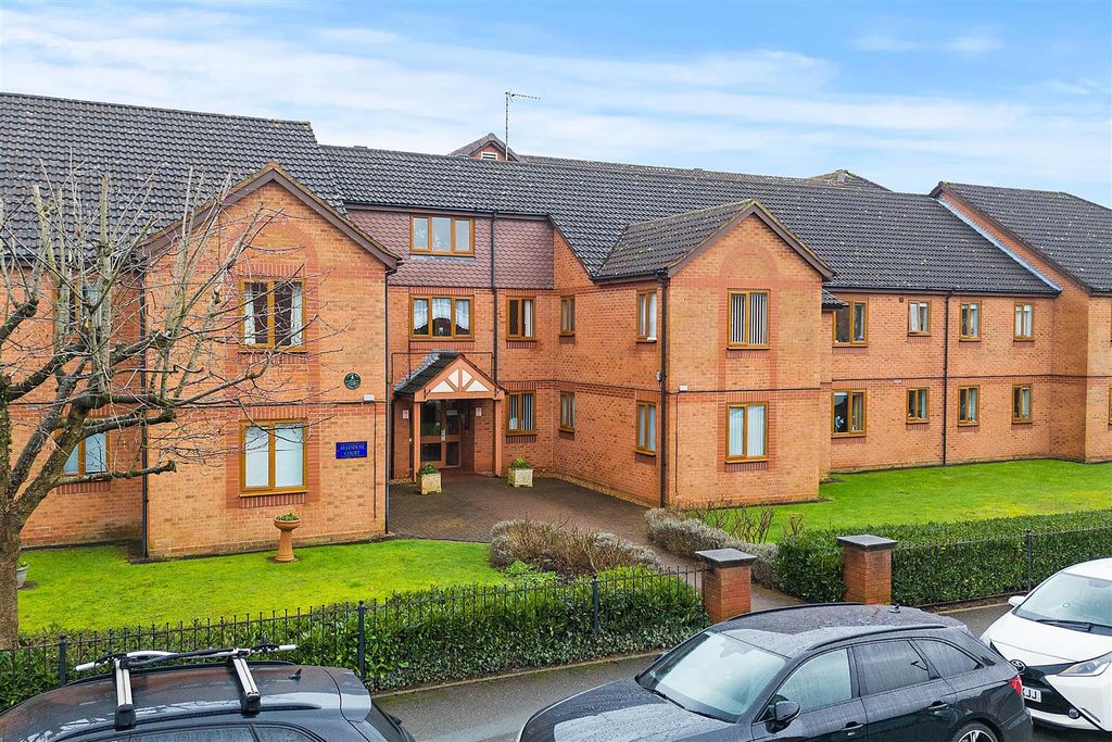 Property photo 1 of 13 215 Aylesdene Court (3 Of 16).Jpg