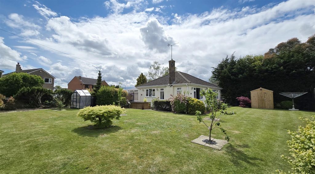 Property photo 1 of 22 The Bungalow