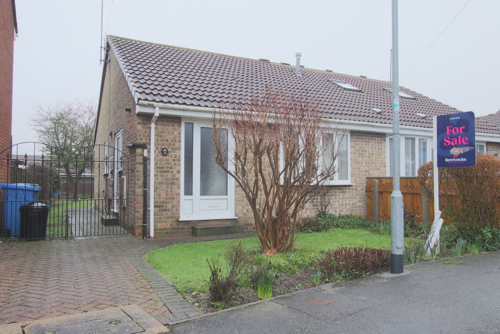 Property photo 1 of 8 4245131