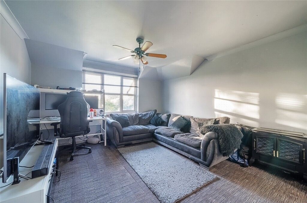 Property photo 2 of 6 Lave1.Jpg