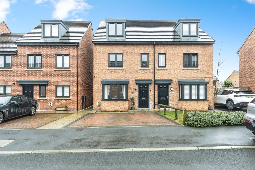 Property photo 1 of 18