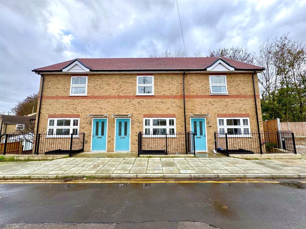 Property photo 1 of 10 Front 7.Jpg