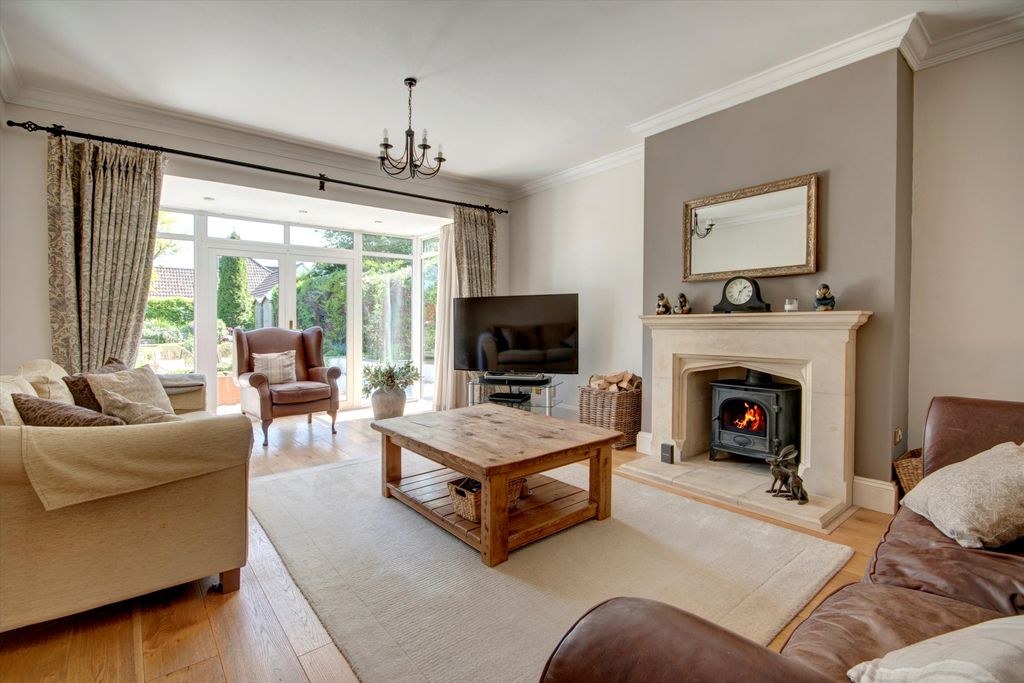 Property photo 3 of 29 Image