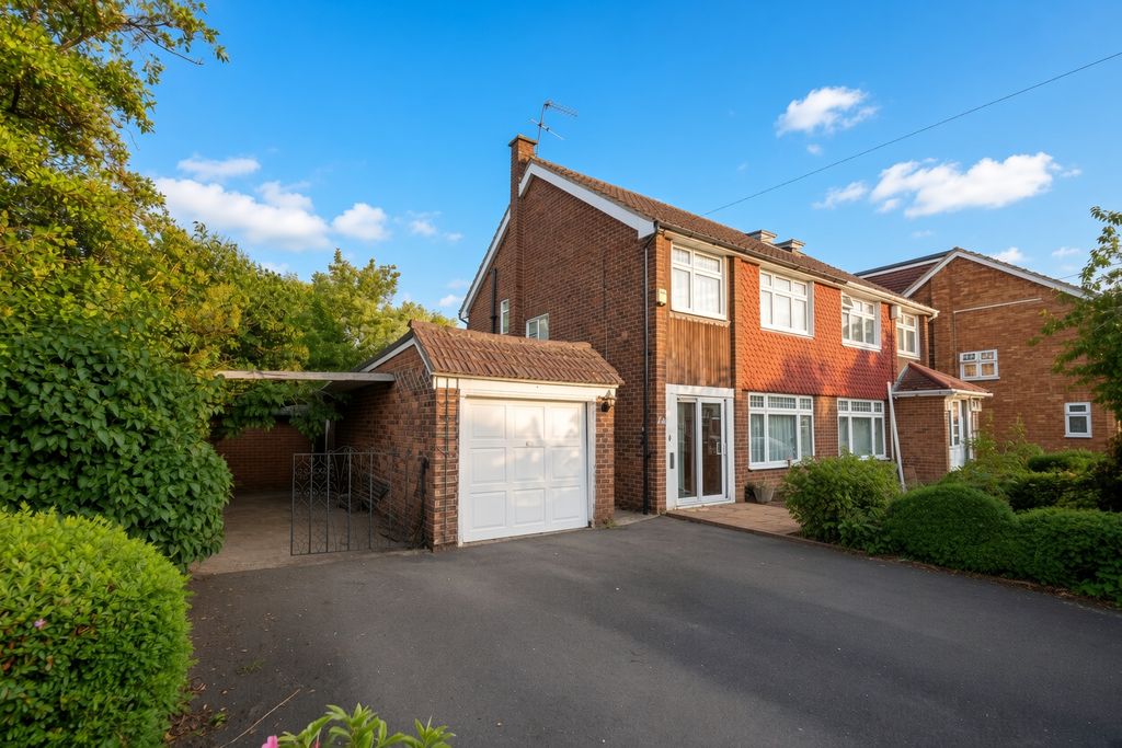 Property photo 1 of 6 3Sp8P