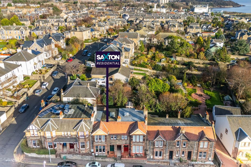 Property photo 2 of 29